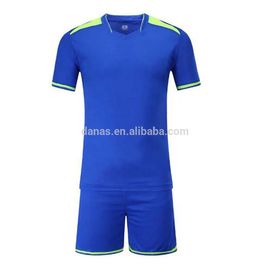 2019 Custom Football Shirt Maker Soccer Uniform Kit Made in China