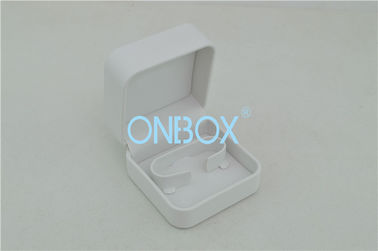 Female Bangle White PU Jewelry Packaging Boxes Customized Insert Design