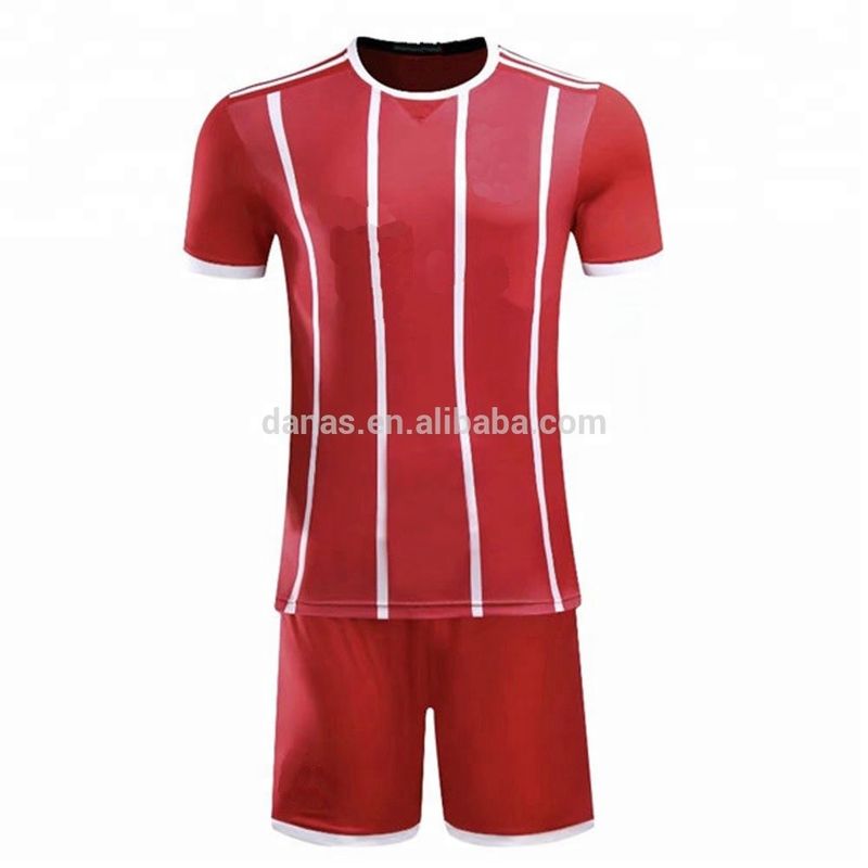 Customized top quality popular club soccer jersey 2018 football shirt and shorts